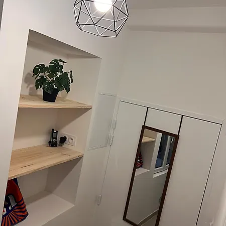 Le Refuge De L'ecusson - T2 Centre-ville, Wifi Apartment